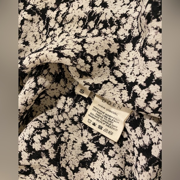 DOEN viola wrap top sz Small ruffled tie waist floral blouse - Picture 8 of 11
